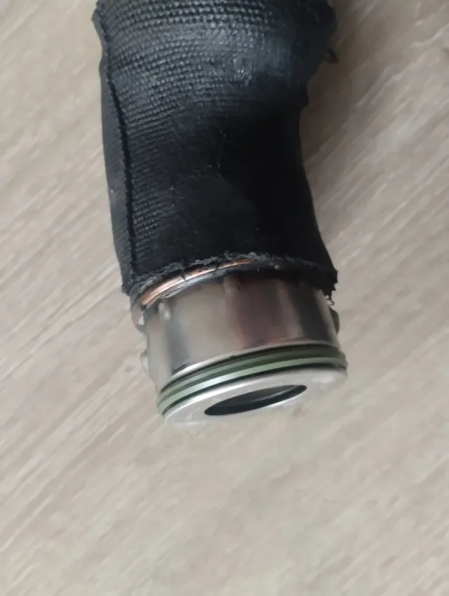 Tubo Intercooler Audi VW 2.0 TDI