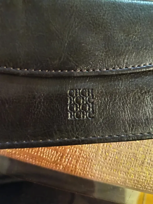 Cartera Carolina Herrera CH monograma