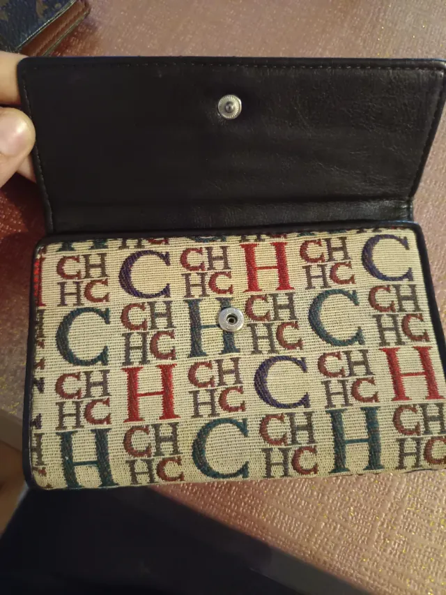 Cartera Carolina Herrera CH monograma