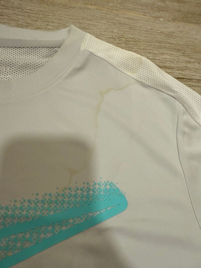 Camiseta Nike Gris y Blanca