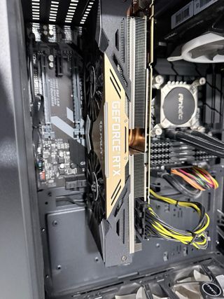 Potente PC Gaming Antec