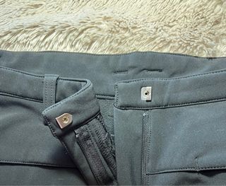 Pantalón montaña Quechua negro mujer. Talla 44