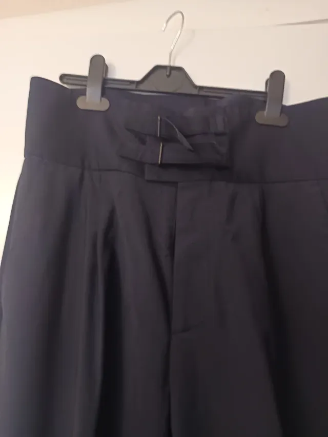 Pantalón Zara cintura alta azul marino