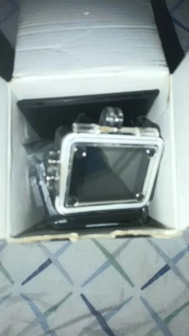 Cámara Sumergible con Accesorios y Cargador