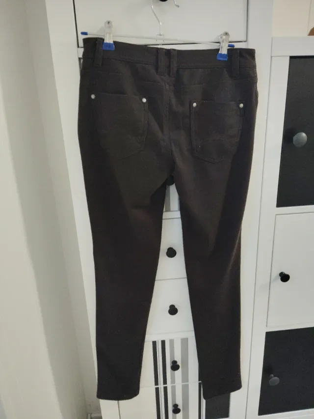 Pantalón marrón Clockhouse chica