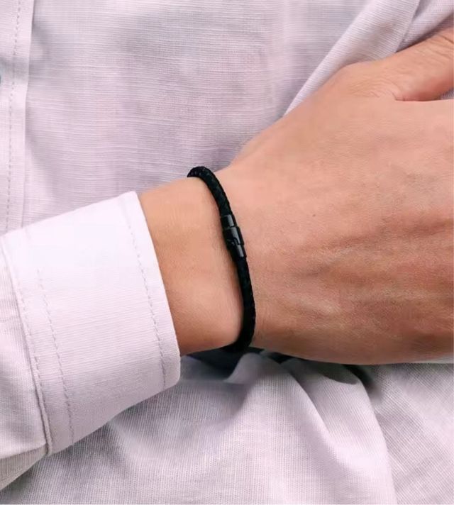 Braccialetto Uomo Pelle Nera Intrecciata