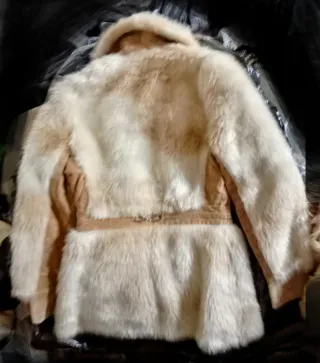 Chaqueta Pelo Retro Beige y Blanco