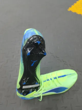 Botines de fútbol Puma profesionales