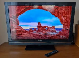 Televisión Sony Negra Modelo Bravía KDL-40W5500