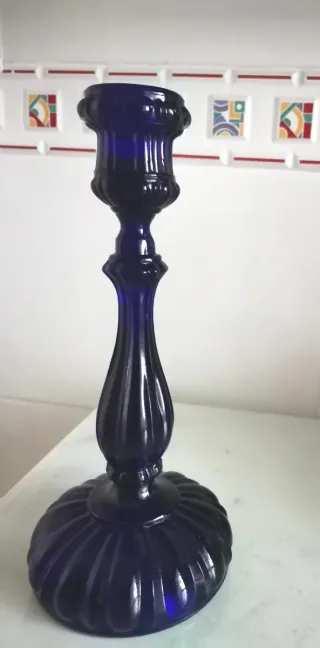 Candelabro de cristal azul 25 cm.