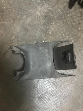 Tapa Protector Depósito Gasolina Kymco Xciting 400