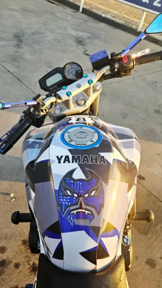 Yamaha FZ6 Fazer 600