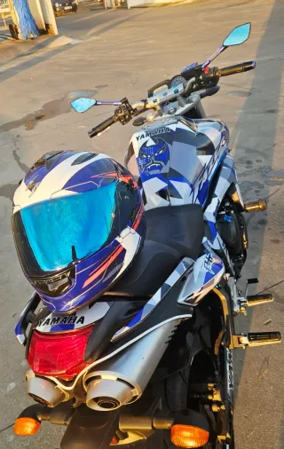 Yamaha FZ6 Fazer 600