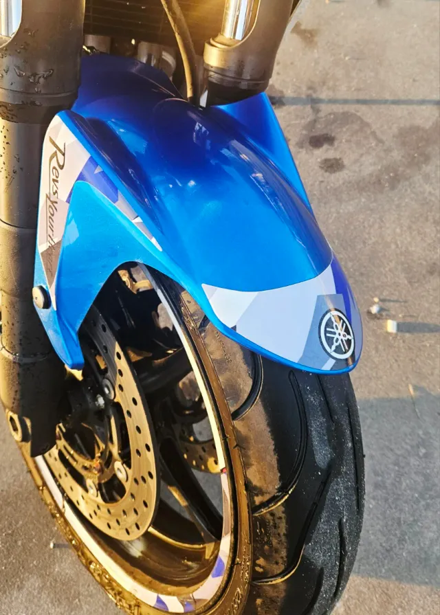 Yamaha FZ6 Fazer 600