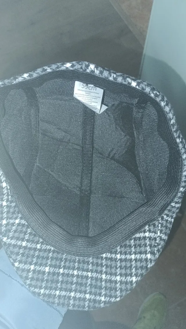 Boina Cuadros Gris y Blanca