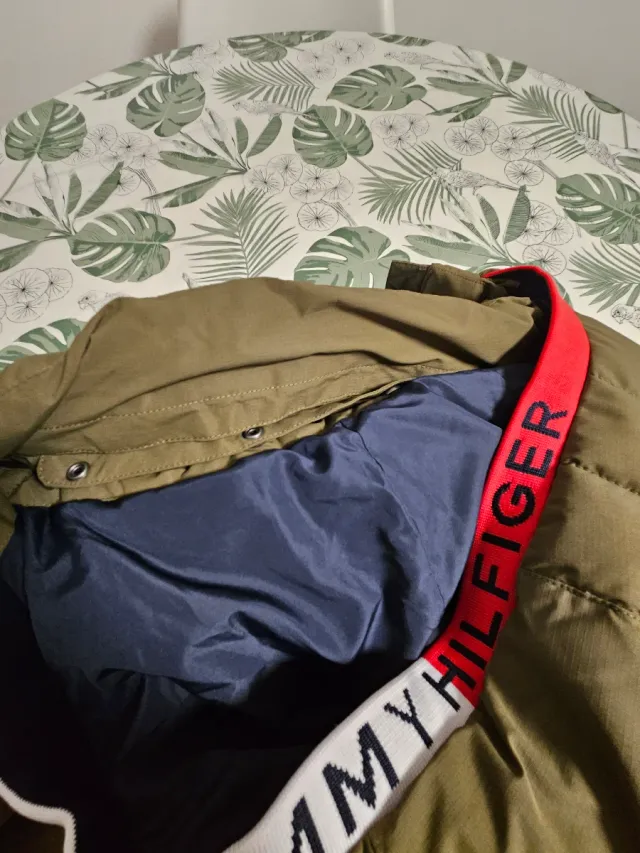 Abrigo Tommy Hilfiger niño verde oliva