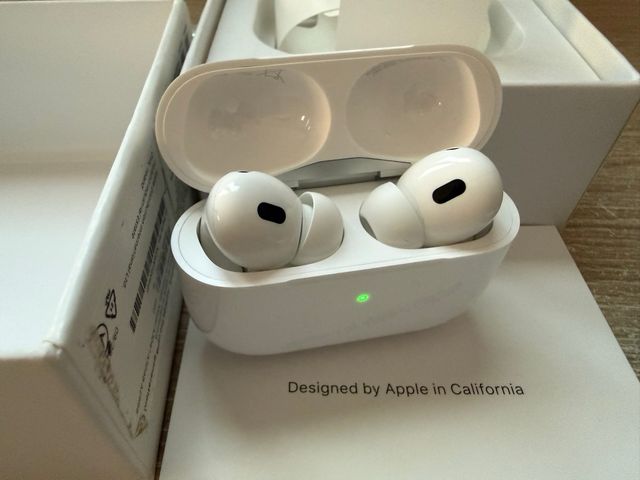 AirPods Pro 2 Nuevos + Apple Care