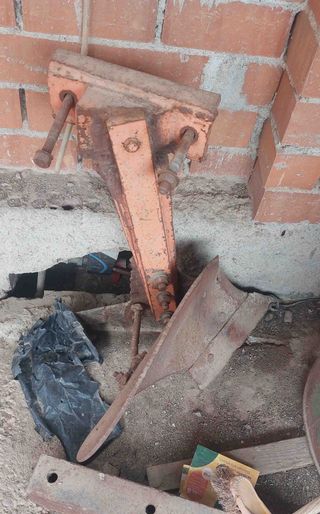 Vertederas fijas de punta  3 hojas y 12 pulgadas