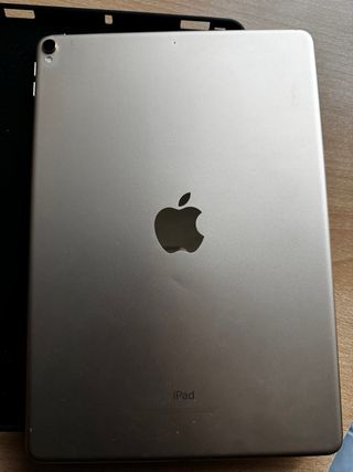 iPad Pro 2017 10,5 + Funda + Apple Pencil