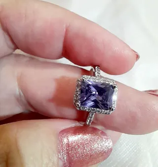 Anillo Chapado Oro Blanco Talla 17 Morado
