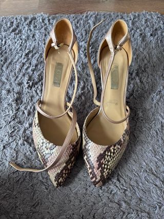 Zapatos LODI tacón serpiente dorado multicolor