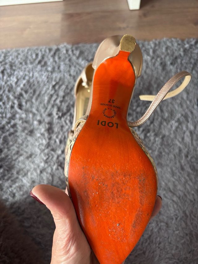 Zapatos LODI tacón serpiente dorado multicolor