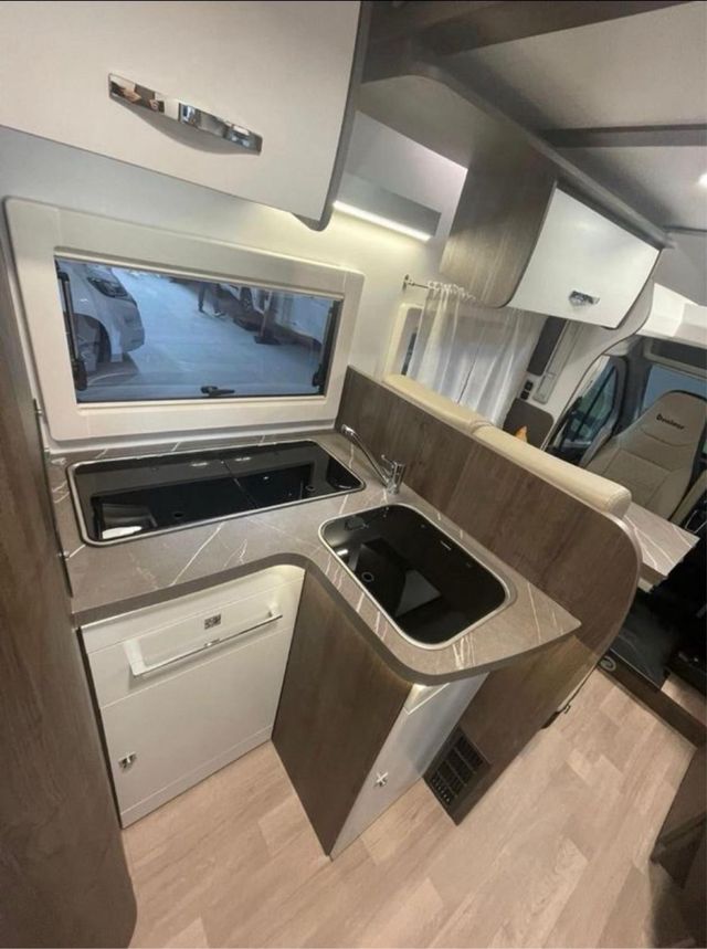 Autocaravana perfilada premium BENIMAR TESSORO T46