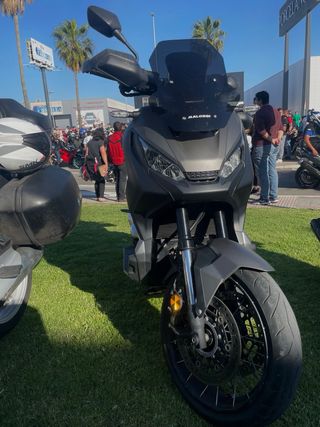 honda xadv 750 precio algo negociable sh forza 350