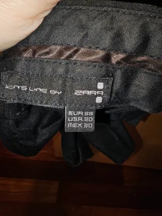 Zara Pantalón de traje negro Talla 38