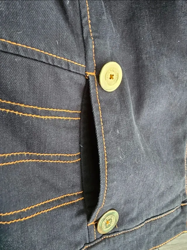 Chaqueta vaquera con cremallera