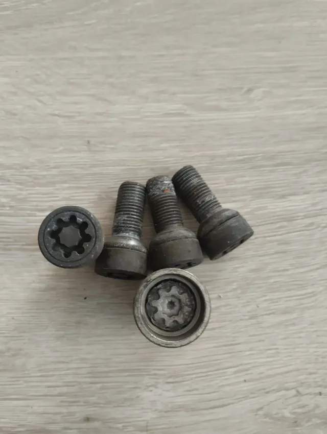 Tornillos Antirrobo Audi Volkswagen