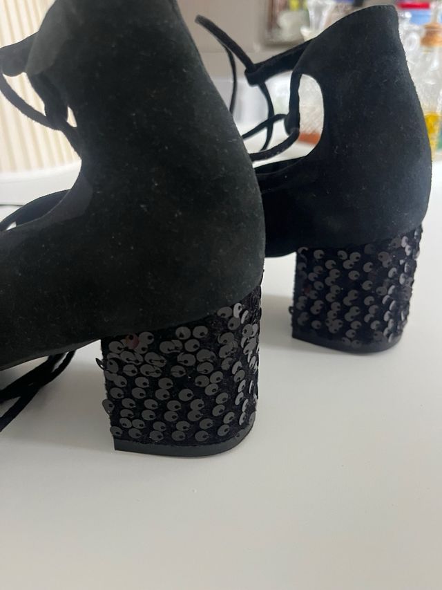 Zapatos Elysees Negros con Cordones