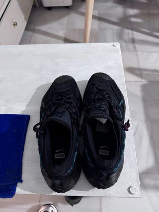 Zapatillas Puma Plexus Negras y Moradas