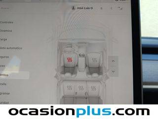 Tesla Model Y Tracción Trasera RWD 220 kW (299 CV)