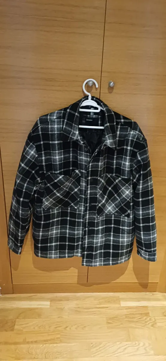Chaqueta cuadros Bershka hombre