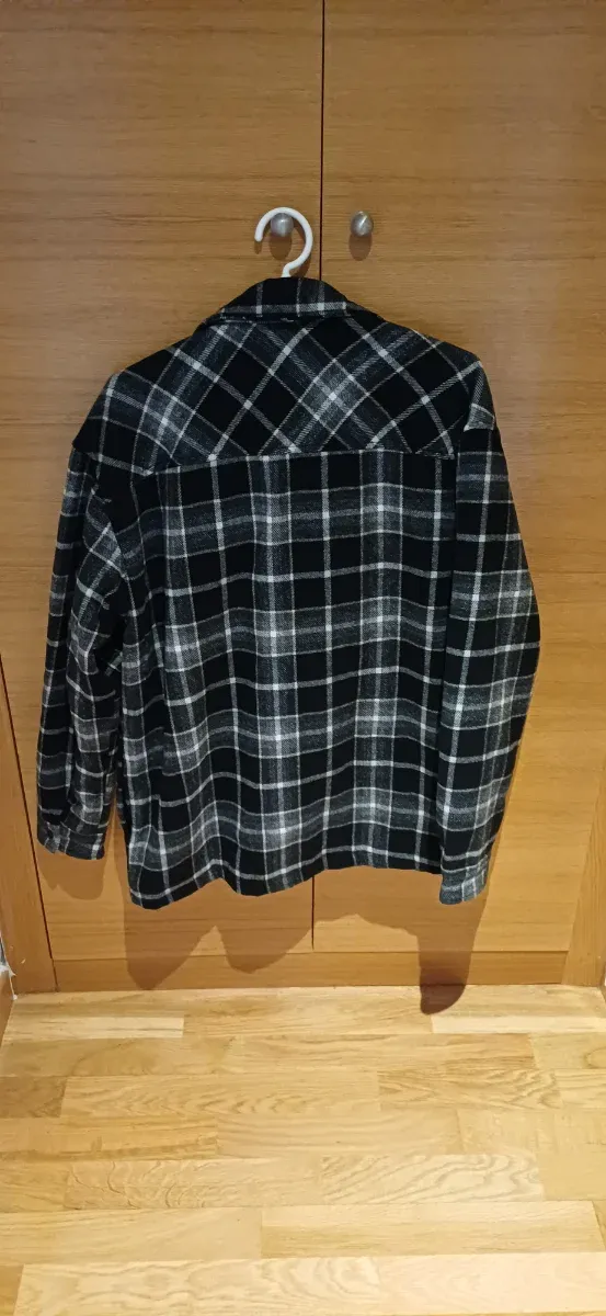 Chaqueta cuadros Bershka hombre