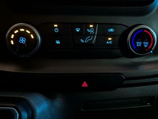 FORD TRANSIT CUSTOM 2.0 ECOBLUE 130 CV L2H1 AUTOMATICO