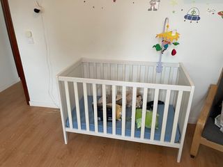 Cuna y Colchón Ikea