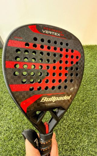 Pala Bullpadel Vertex 04 Reparada