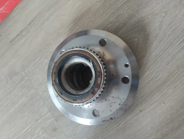 Buje Rueda VAICO V30-2989 Mercedes Benz E 320