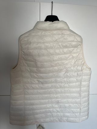 Chaleco acolchado beige