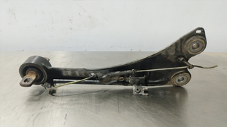 BRAZO SUSPENSION INFERIOR TRASERO DERECHO TOYOTA