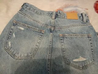 Vaqueros desgastados