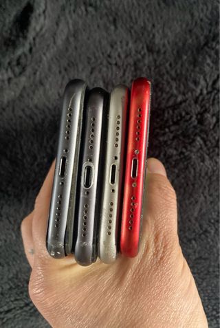 iPhone 11 (Nero, Rosso, Bianco)