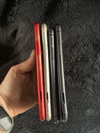iPhone 11 (Nero, Rosso, Bianco)
