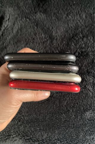 iPhone 11 (Nero, Rosso, Bianco)