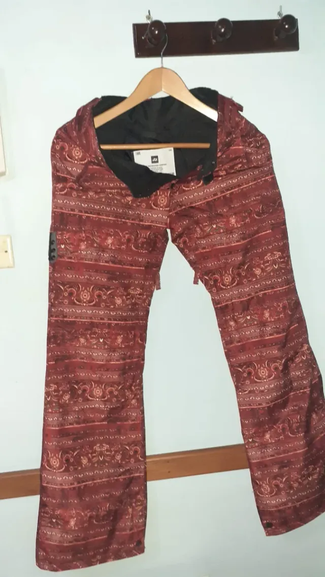 Chaqueta y pantalón snowboard mujer