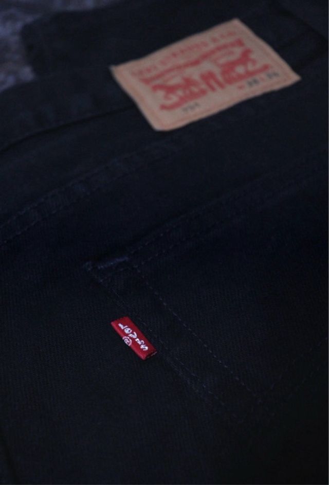 Pantalón vaquero Levi's 751 Negro talla 52 España