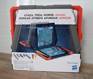 JUEGO HUNDIR LA FLOTA VERSIÓN DE HASBRO
