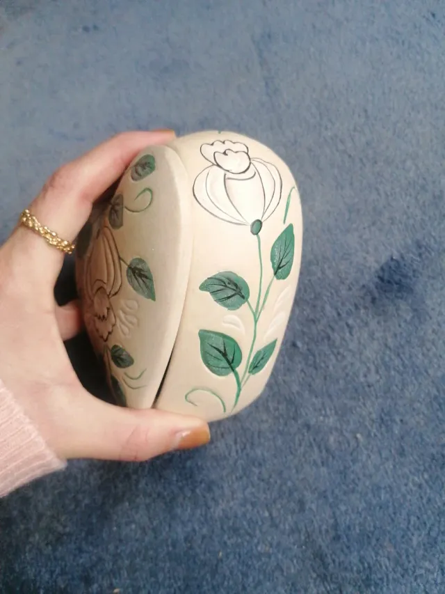 Caja cerámica corazón floral